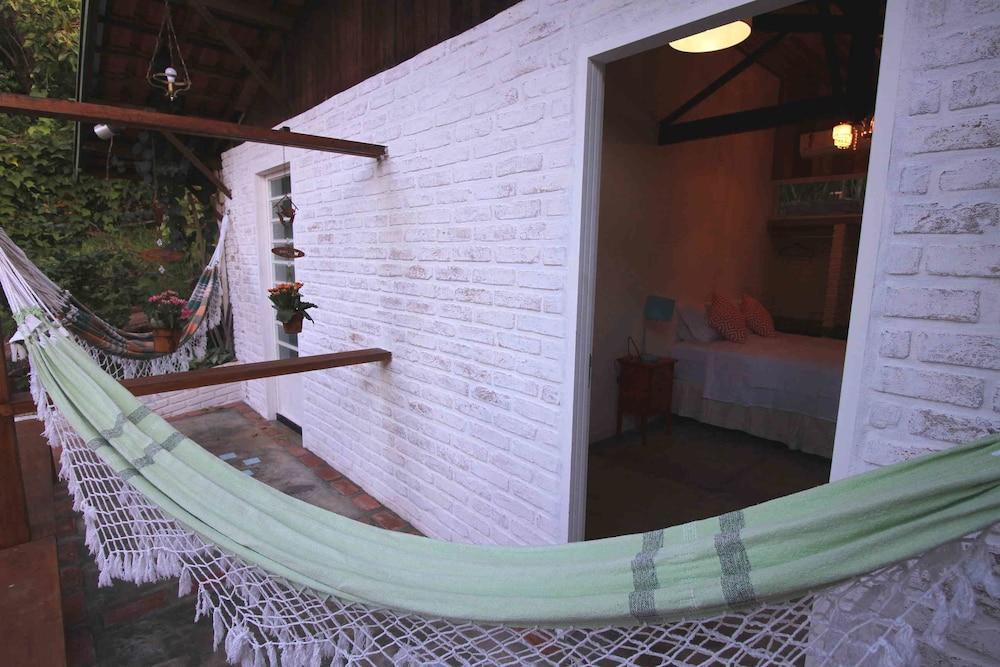 Chácara Andó Bed & Breakfast