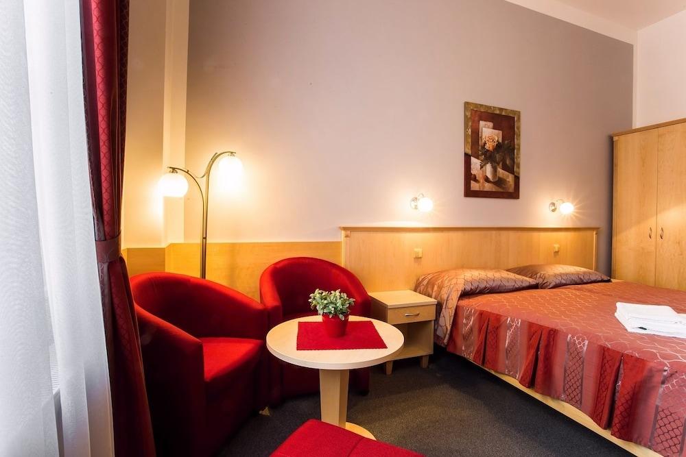 Lázeňský hotel Sadový Pramen