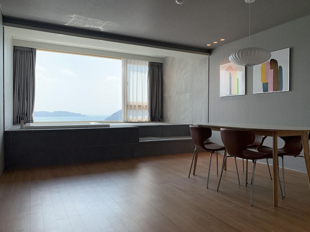 Hotel SangSang & Private SangSang Pool Villa