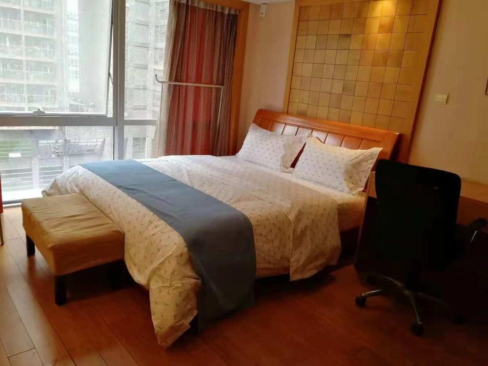 Lingnaying Business Apartment