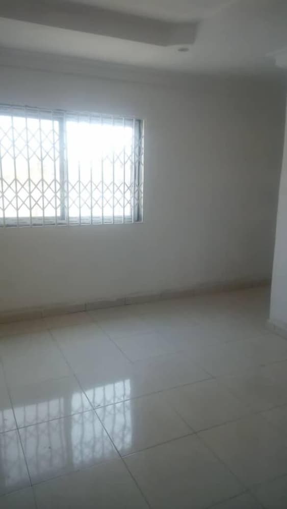 3 bedroom Executive House Ensuite