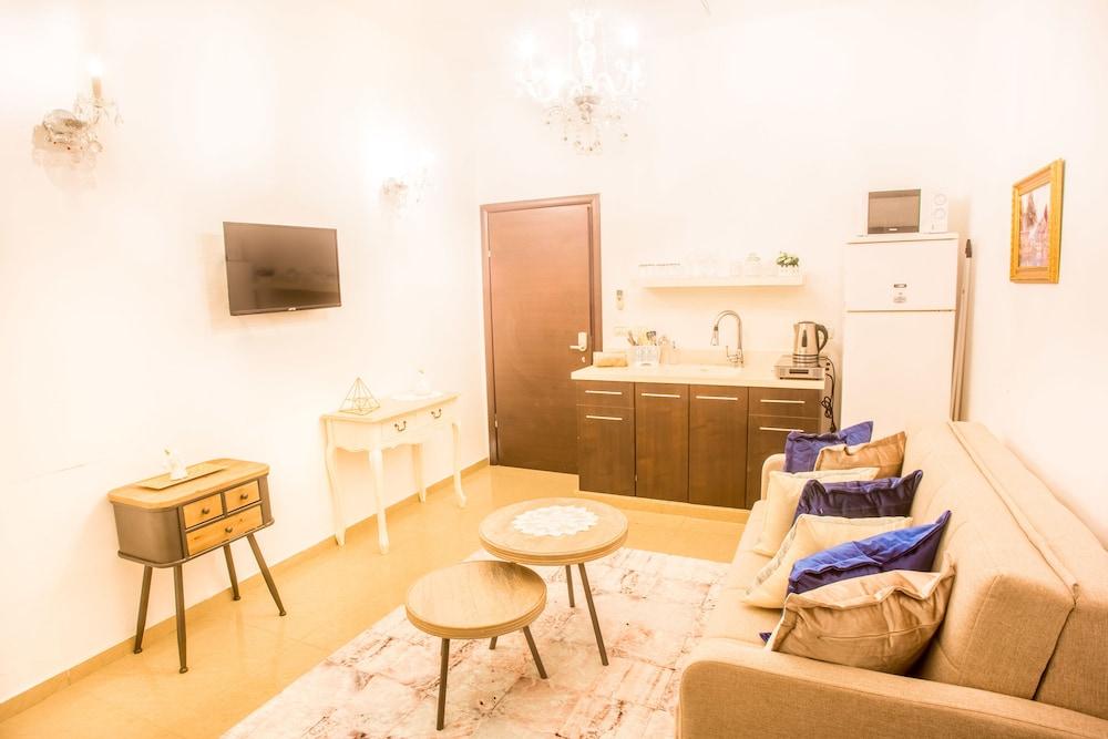 Premium Suites on the Beach B.Yehuda 166