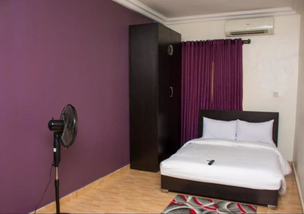 Esporta Hotel Yaba