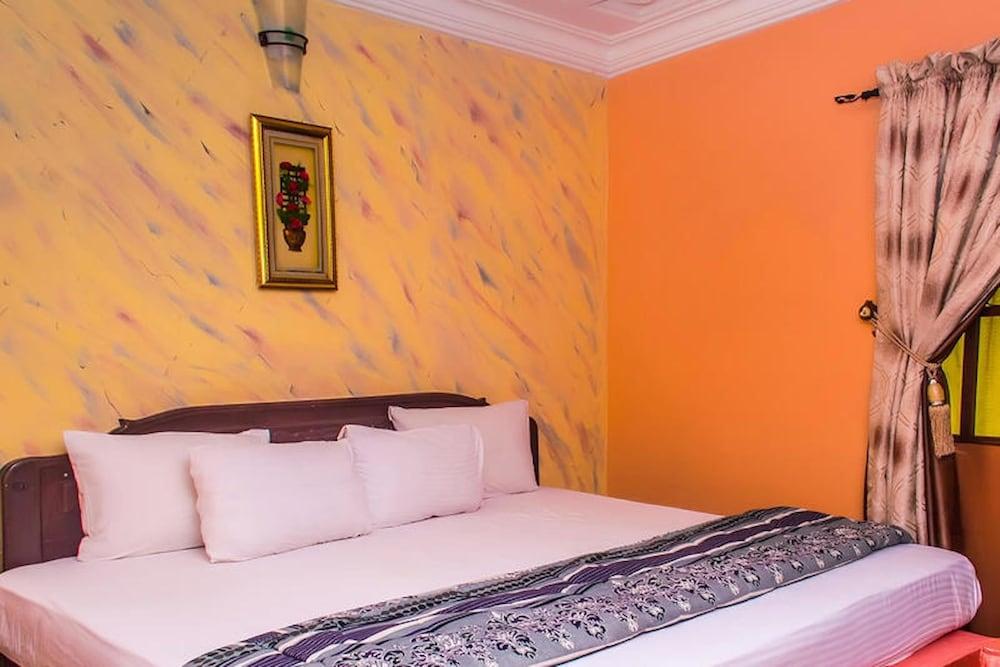 Keves Inn and Suites