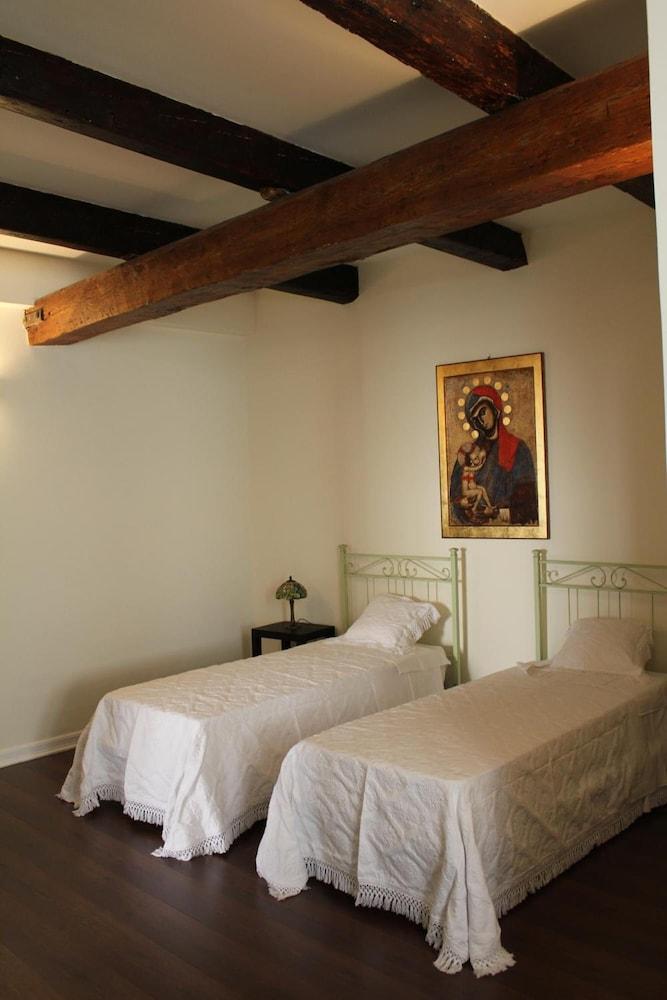 B&B Via dell'Astrologo