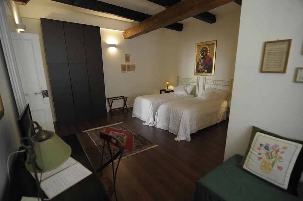 B&B Via dell'Astrologo