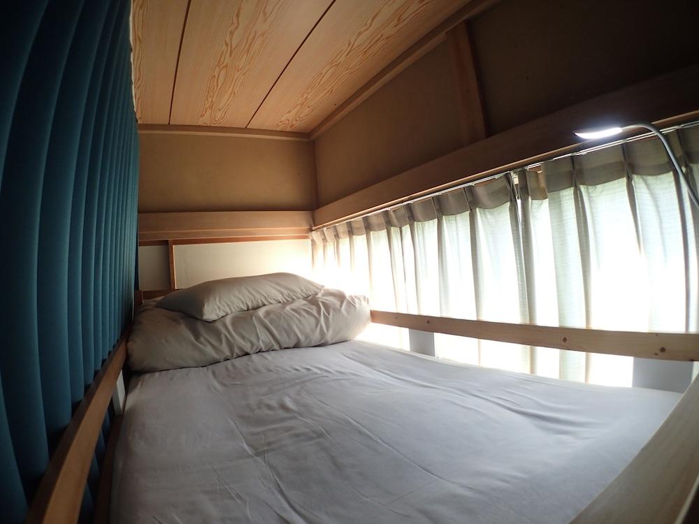 Guesthouse SORA - Hostel