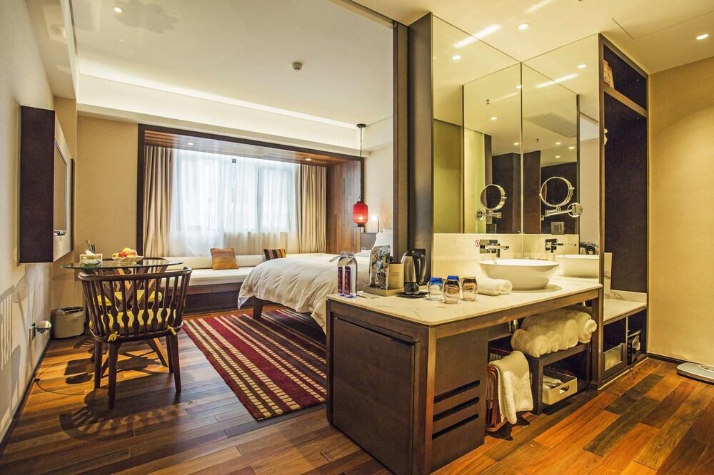 Wuyi Mountain Resort