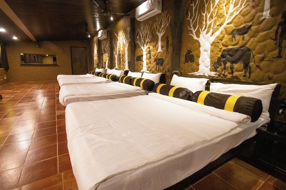 Karhandla Farm and Resort