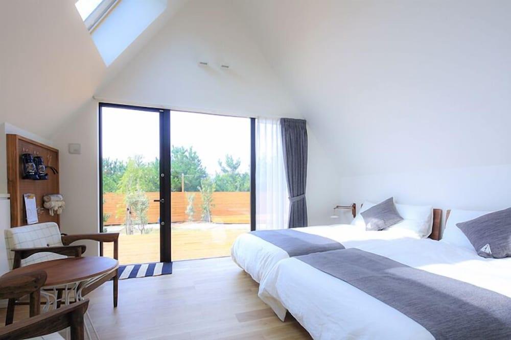 TENT Ichinomiya Glamping Resort