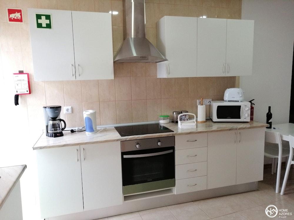 Home Azores - Lagoa's Place