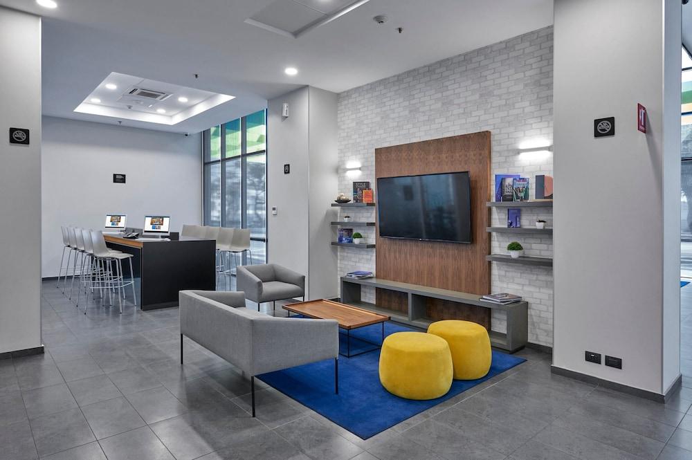 City Express by Marriott Ciudad de México La Villa