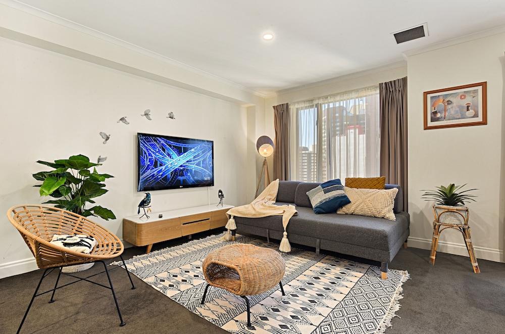 Spacious Apartment in Auckland Central