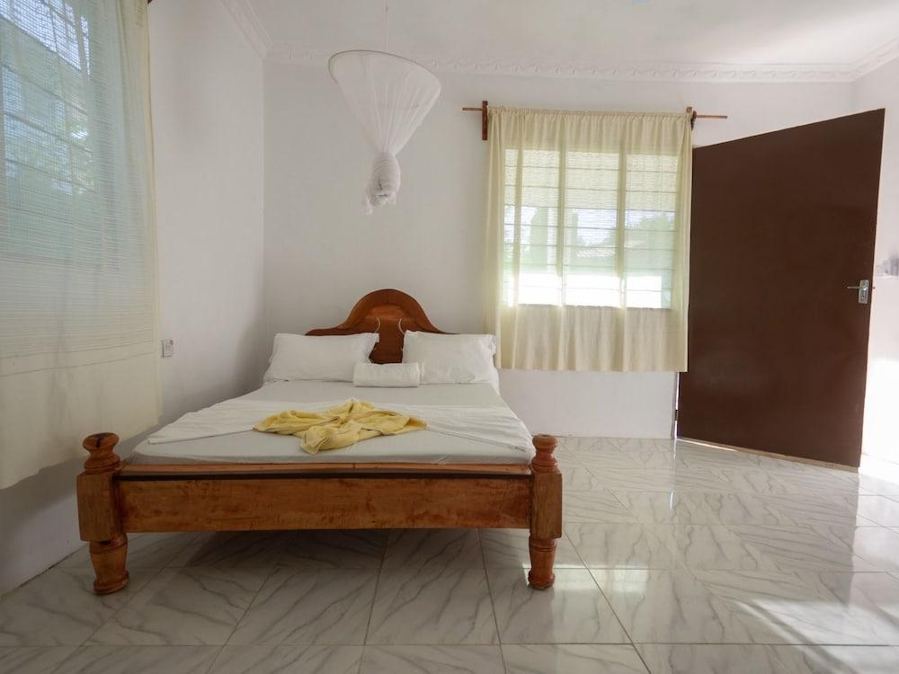 Relax House Homestay