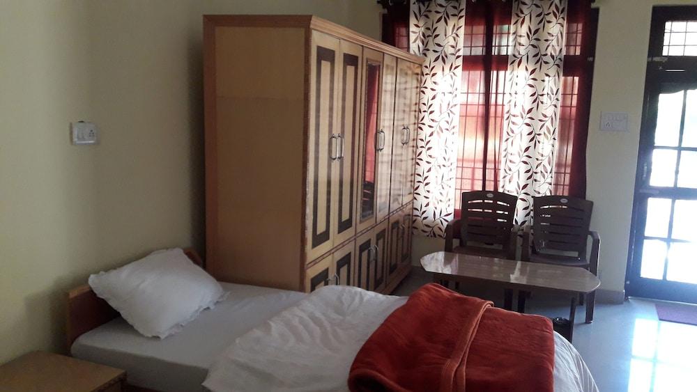 Shivalik Guest House