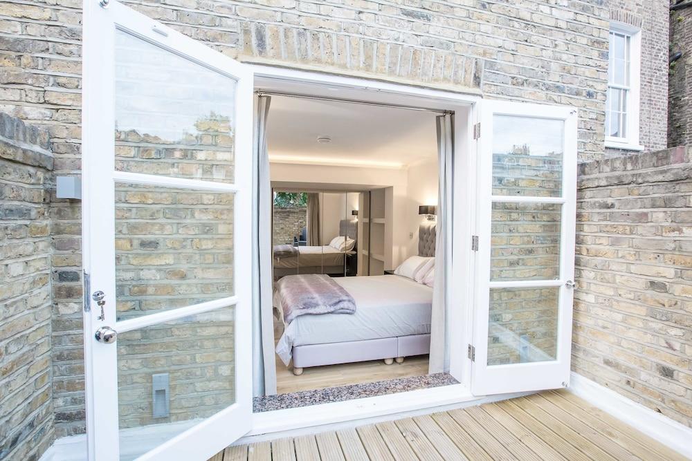 London Villa - 13 Talbot Square