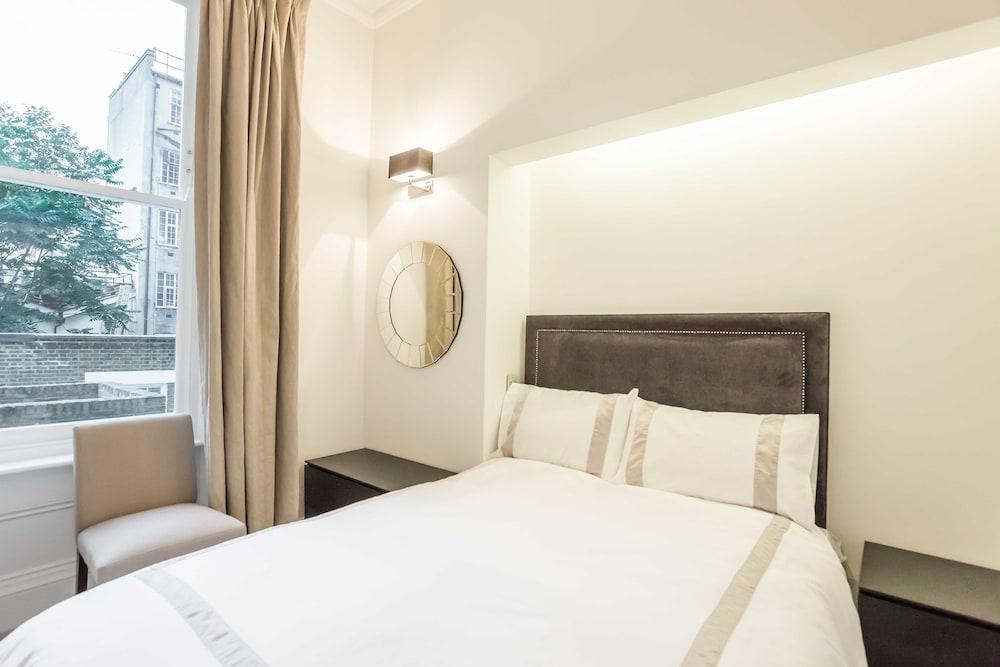 London Villa - 13 Talbot Square