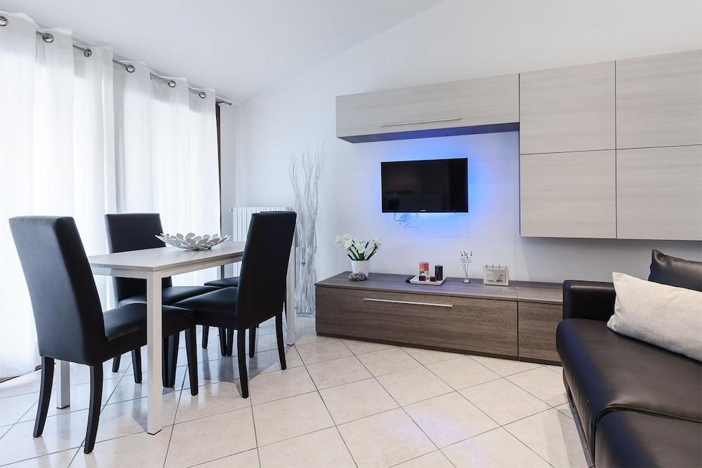 Suitelowcost Limbiate - Expò