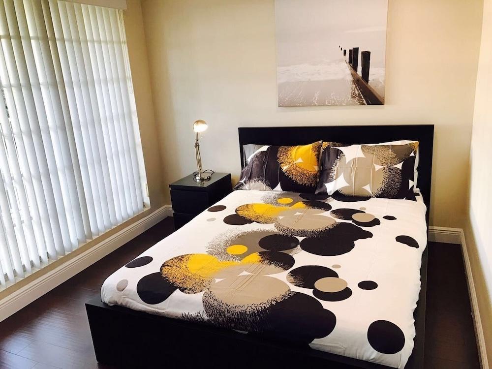 4BR Townhouse 906 by Ideal Experience VR