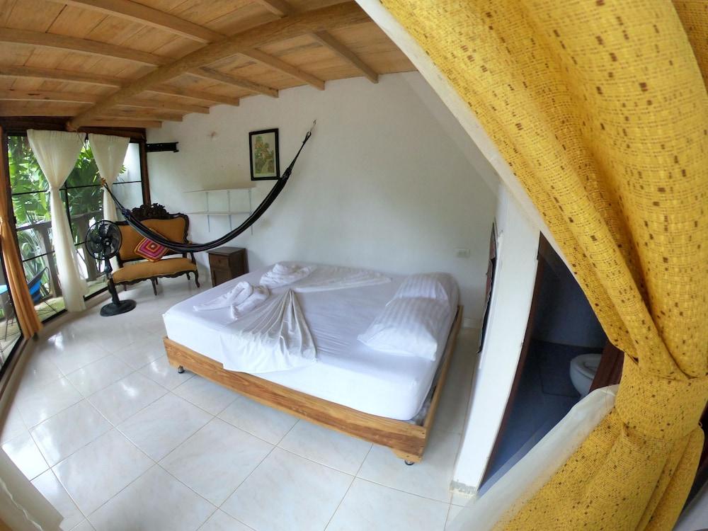 Hierba Buena Eco Hostel