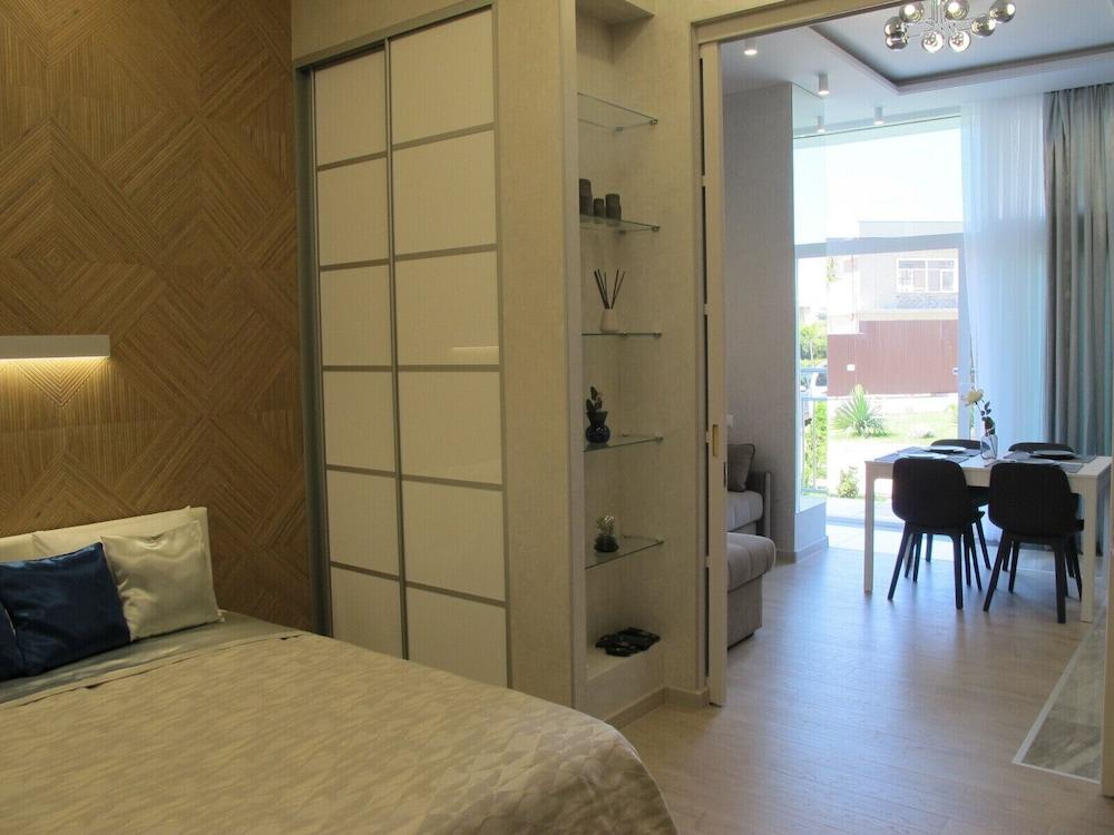 Apartment on Bulvar Nadezhd Apt 113