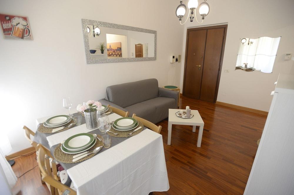 Mecenate Deluxe Colosseum