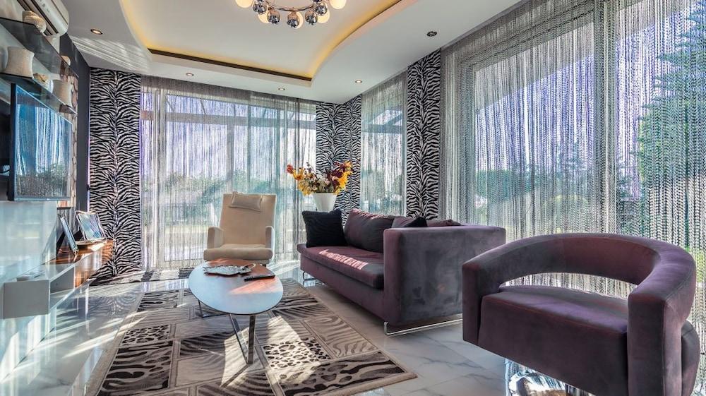 Elite Admiral Premium B1 9