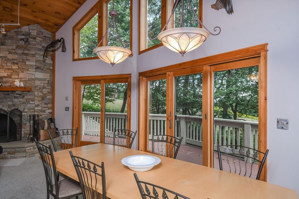 Bluebird Daze 4 Bedroom House