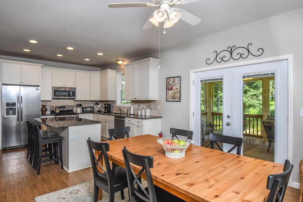 Deep Creek Dream 4 Bedroom House