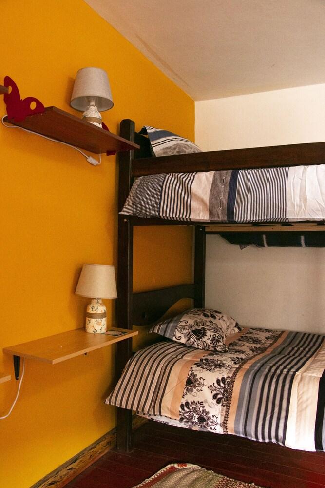 Pakocha House & Lodging