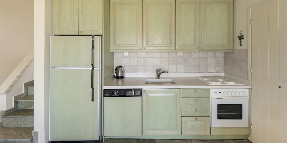 Tricot Beachfront House