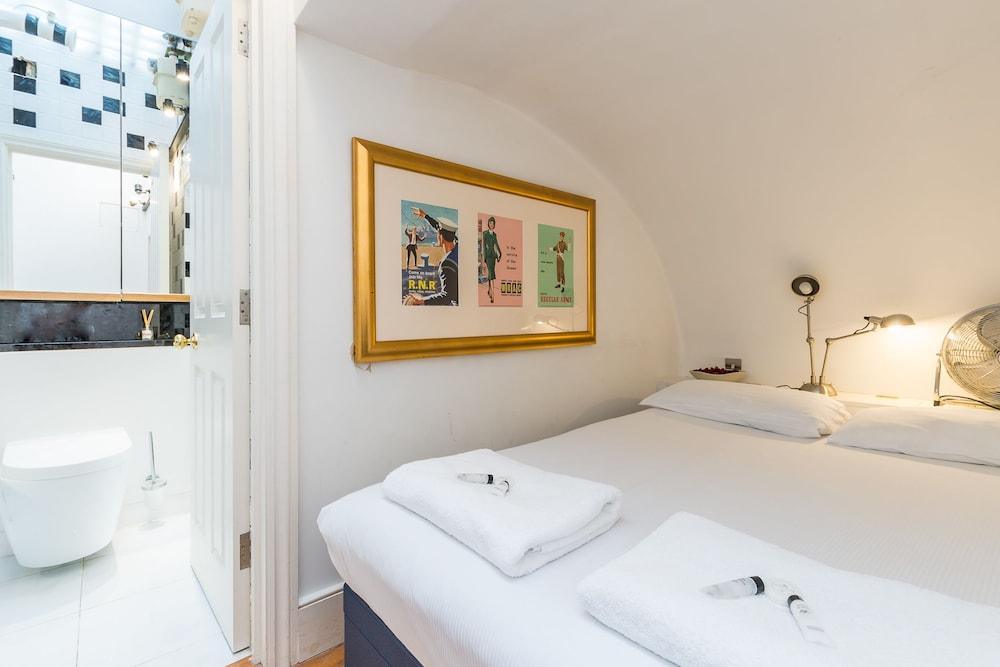 Sherlocks Hidden Home