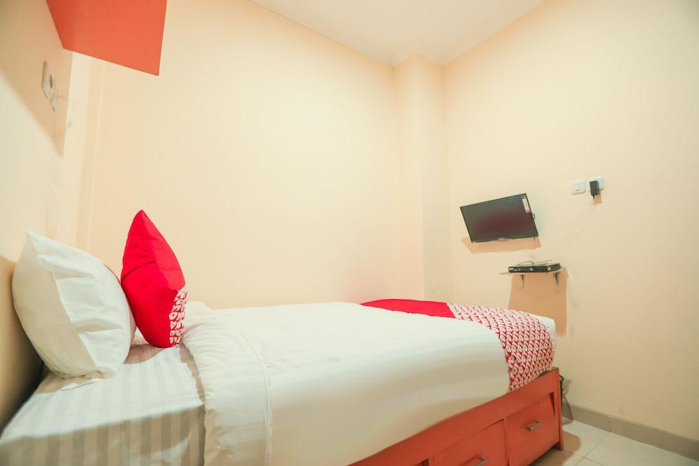 OYO 152 O2 Residence