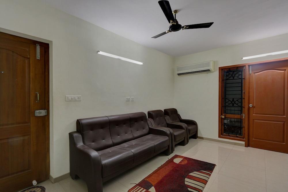 OYO 20034 Silverkey Mettupalayam Highway