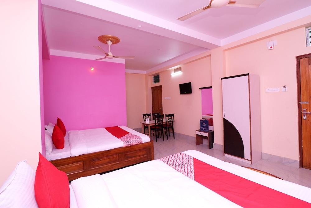 OYO 23151 Hotel Abani