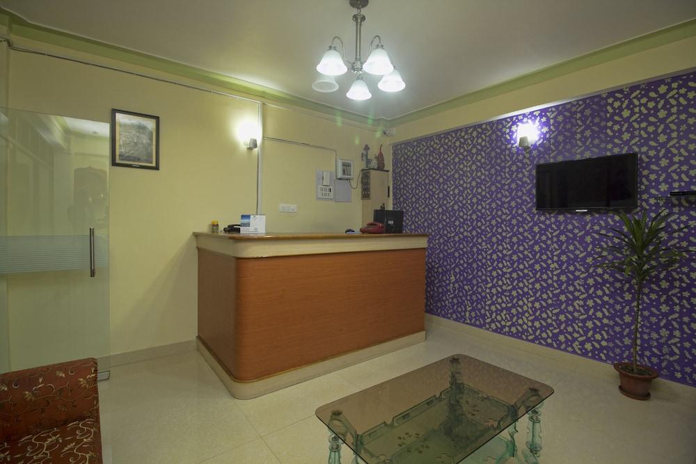 OYO 24177 Himadri Inn