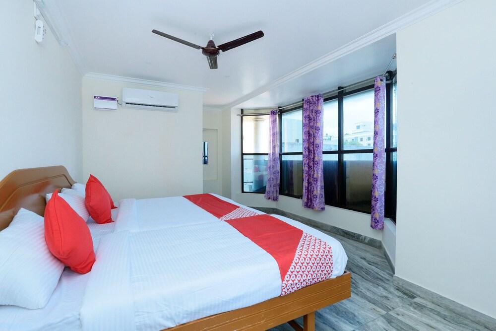 OYO 17423 Hotel Vishnu Ram