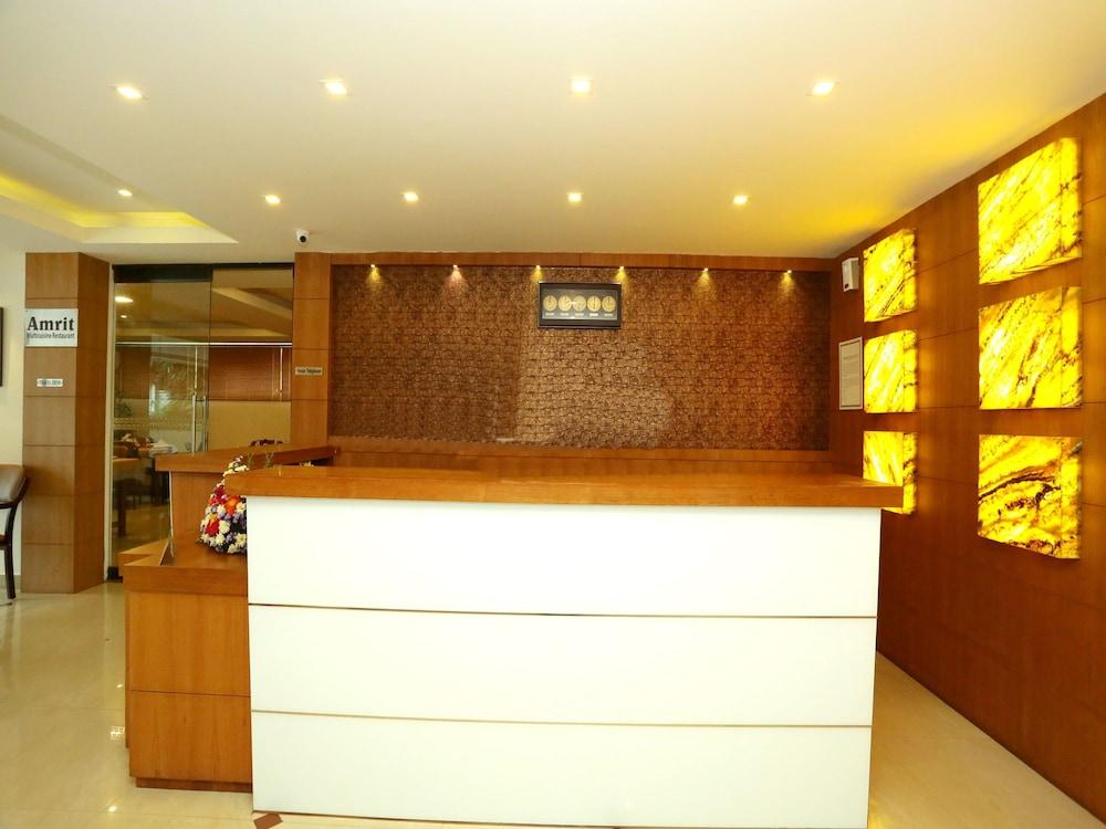OYO 16812 Hotel Padippurayil