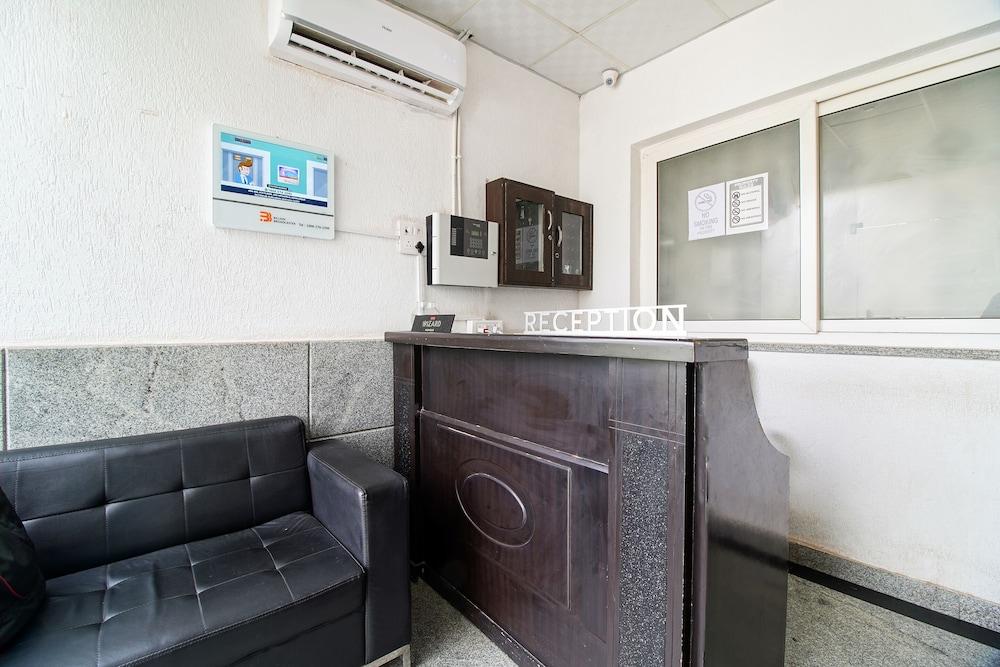 OYO 20024 SilverKey Golf Course Road