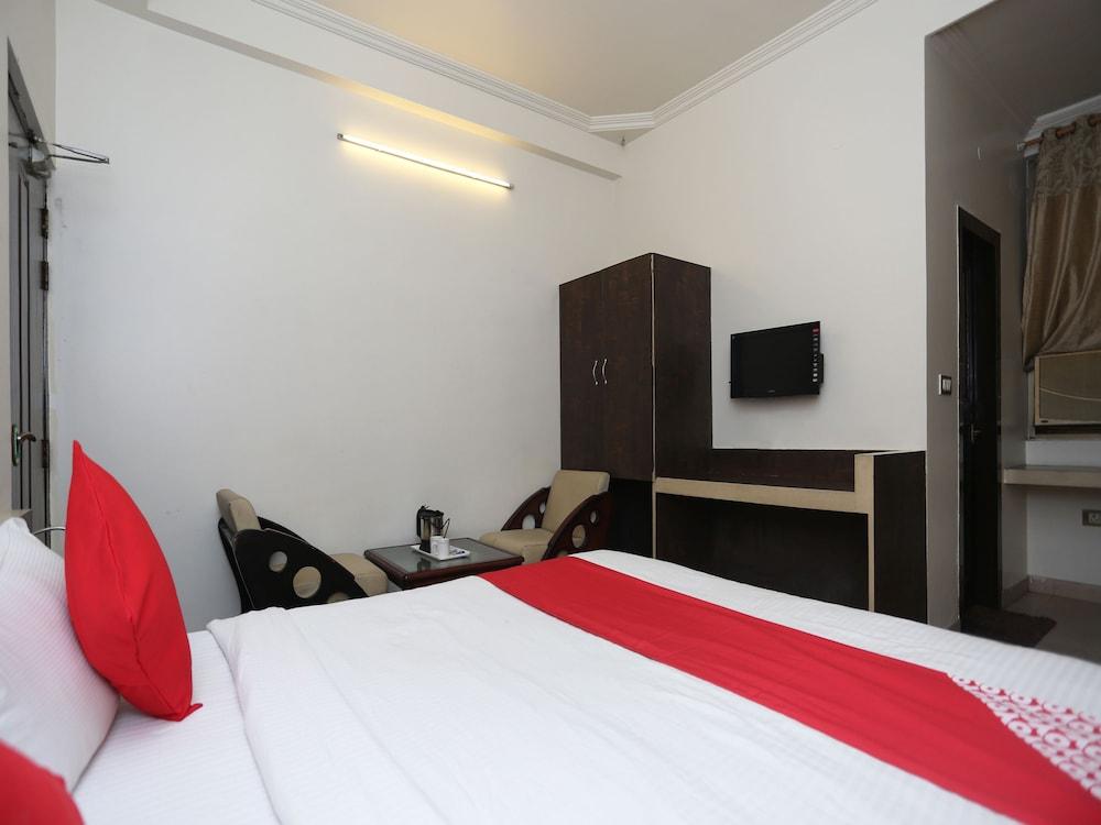OYO 19334 Flagship Shanta Inn Charbagh