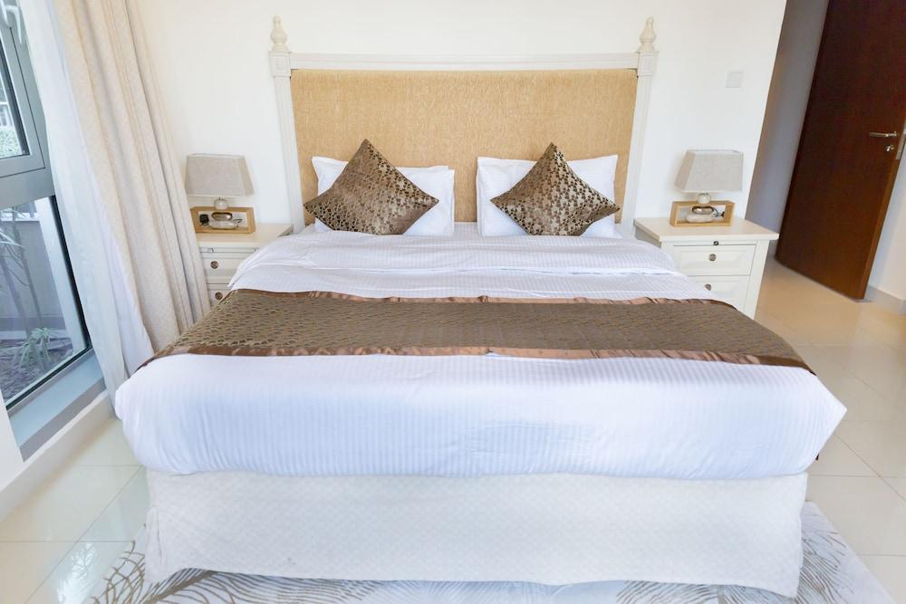 Bravoway Standpoint Tower B in Downtown