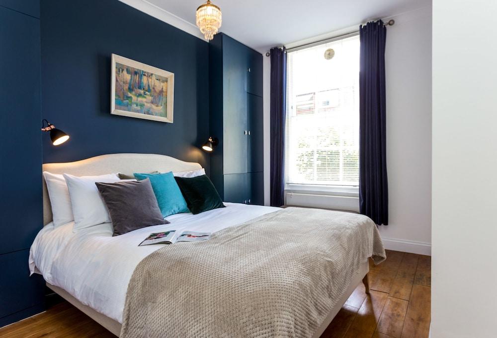 Stylish Notting Hill apartment for 2-4