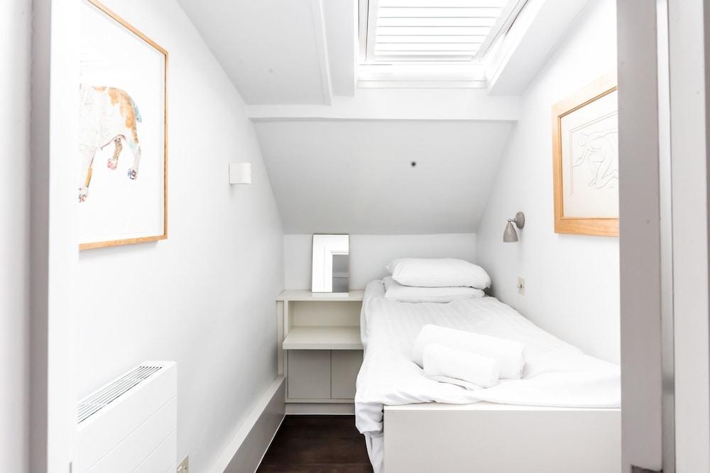 Notting Hill Apartment