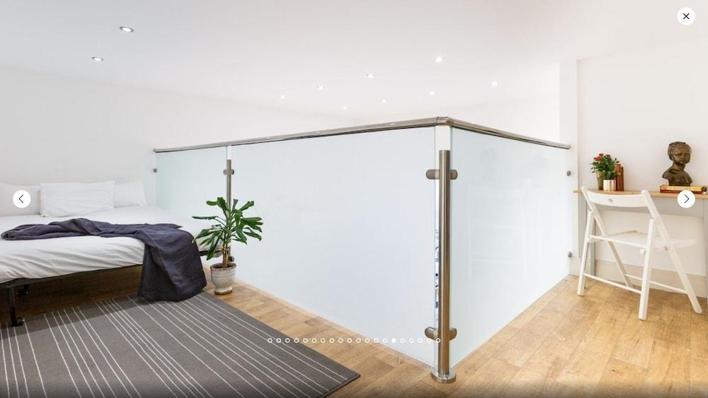 The Honeycomb Apartment