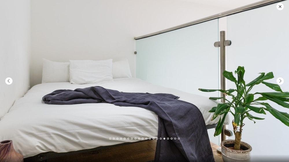 The Honeycomb Apartment