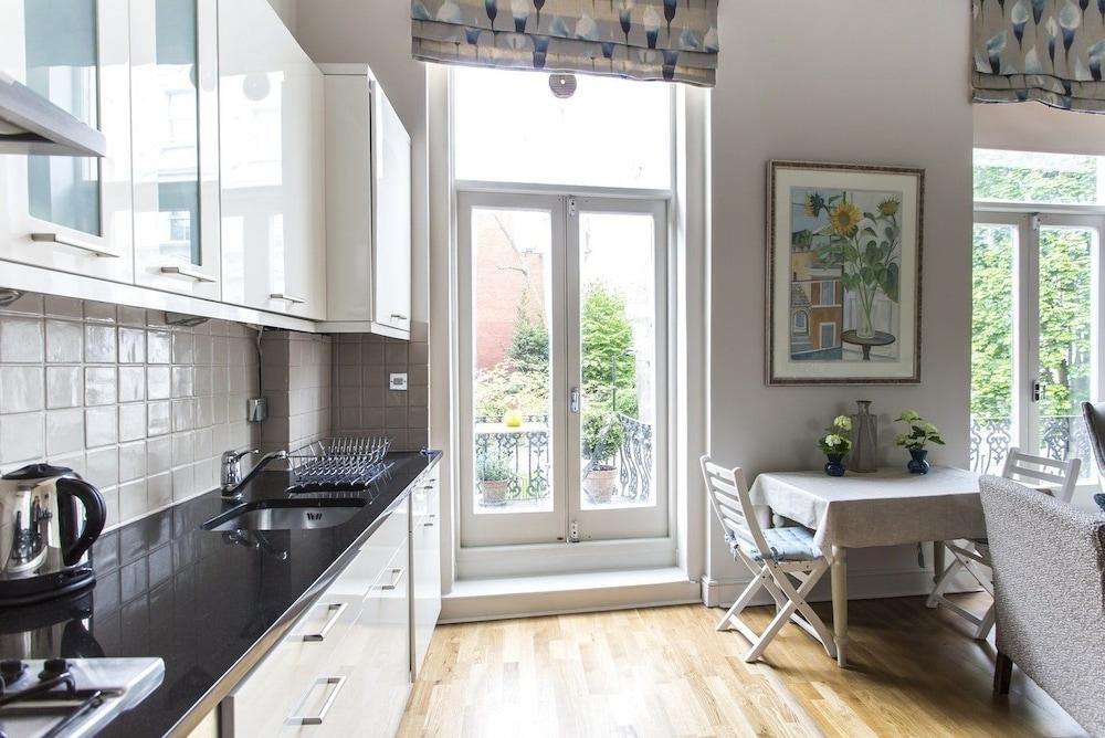 Notting Hill Retreat