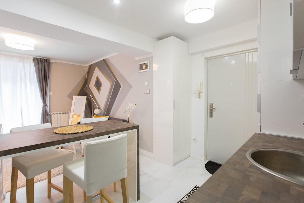 Witty Please & Bardot