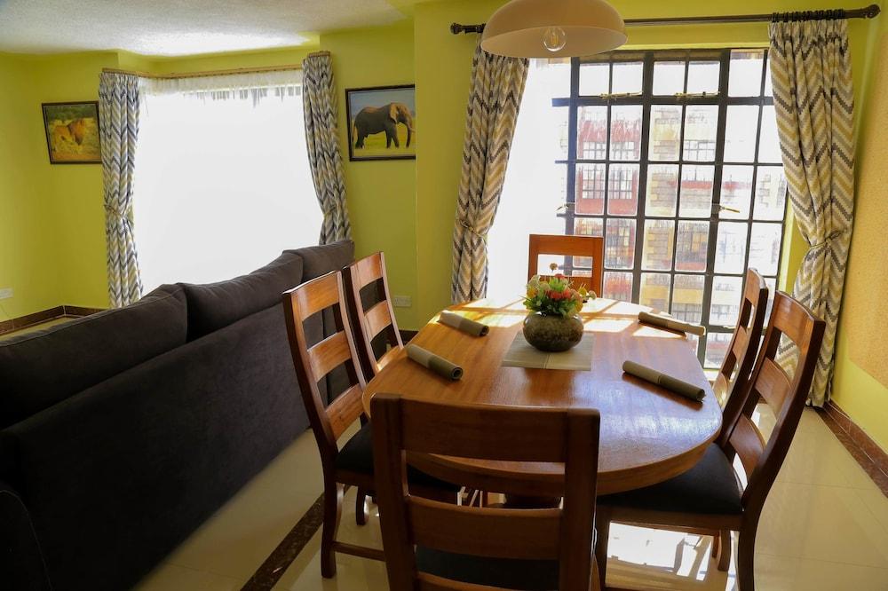 Link Palm Apartments