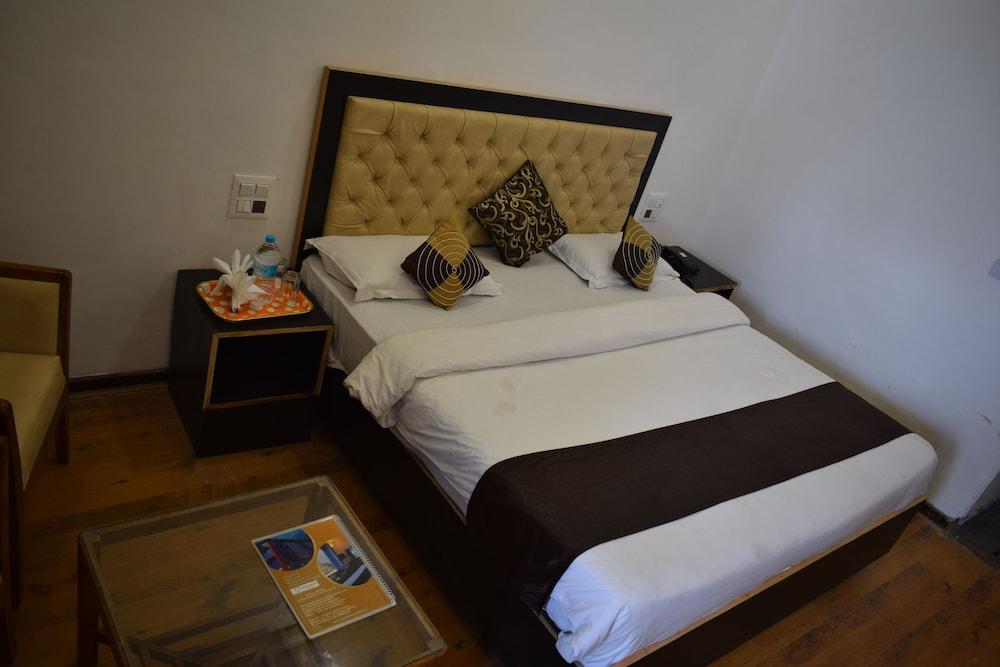 Hotel Crystal Palace