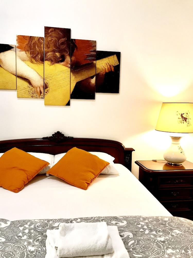 Colosseum luxury room